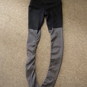 ALO Yoga Black and Gray Leggings